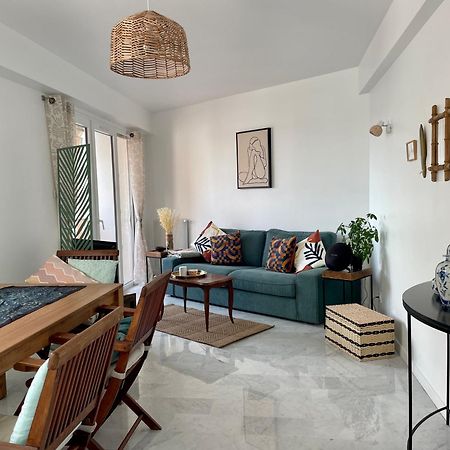 Bright Appartment With View カーニュ・シュル・メール エクステリア 写真