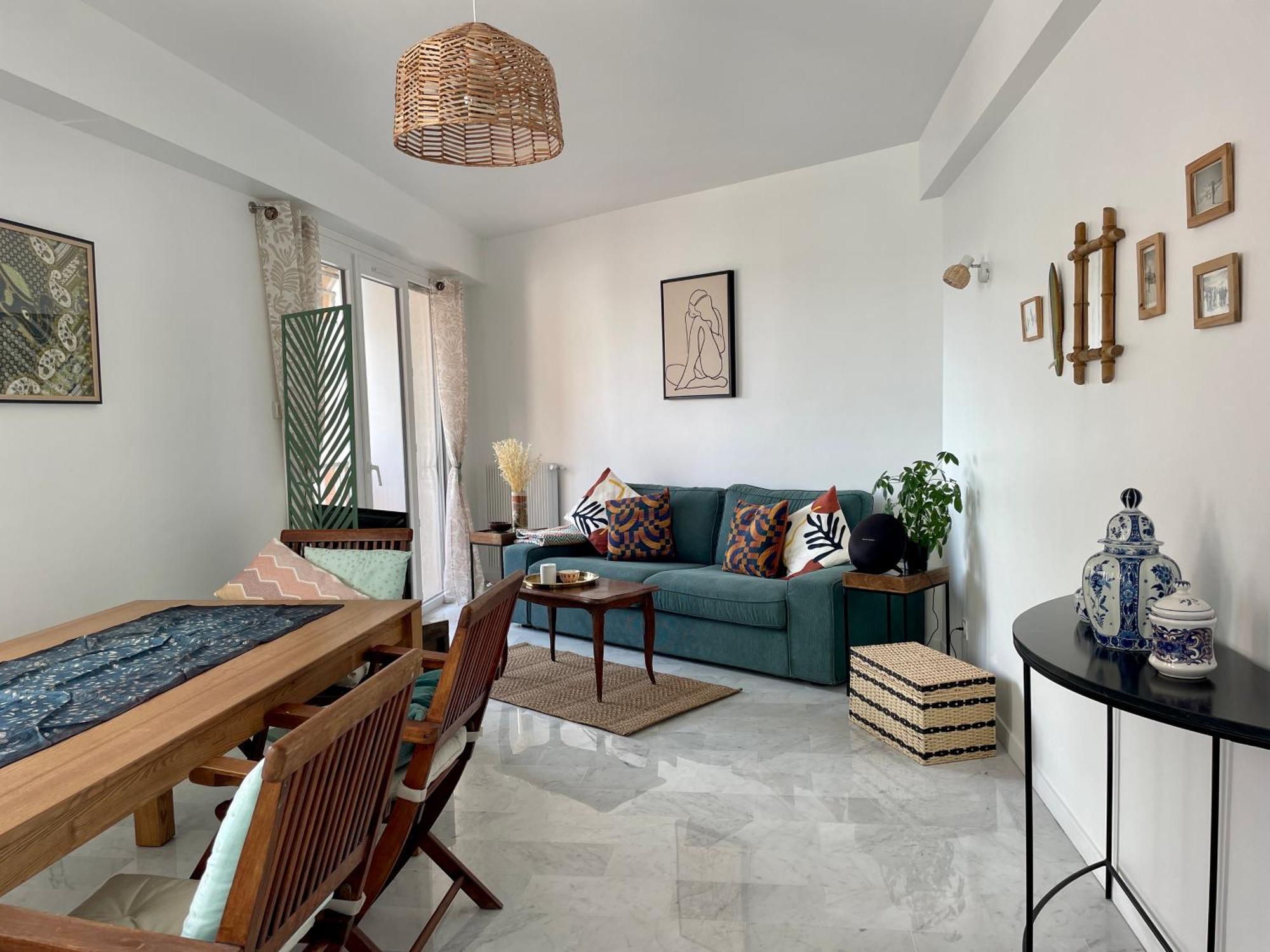 Bright Appartment With View カーニュ・シュル・メール エクステリア 写真